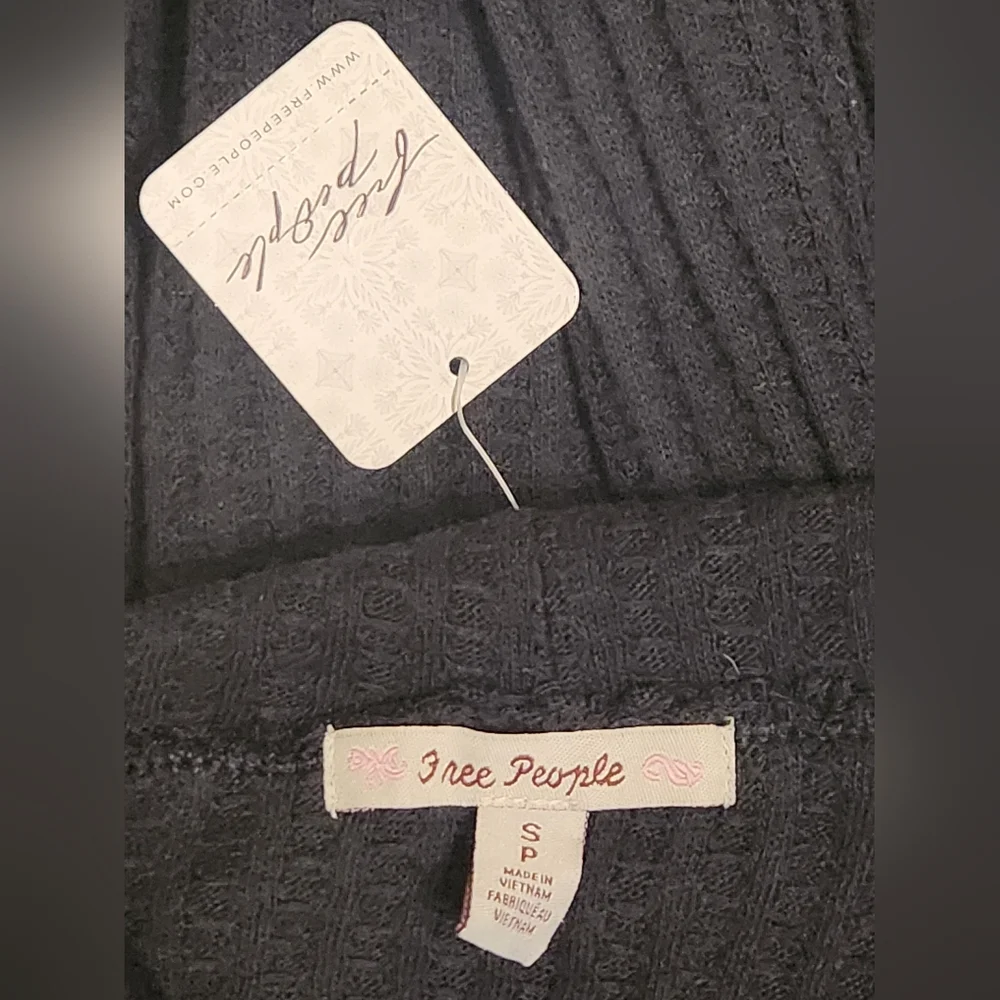 Free people Juicy Long Sleeve Waffle Knit Top Split Back in Black Small